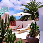 Semesterbostad Casa Yahshua *